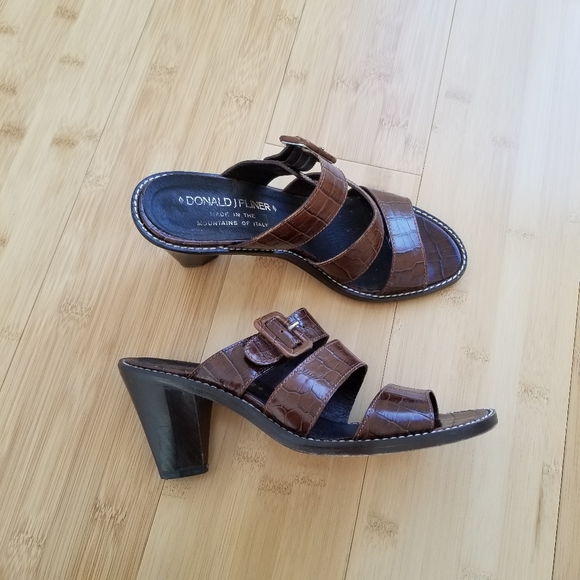 🌸 Donald J. Pliner Brown Leather Tri-Strap Snakeskin Slide Heel Pump Size 6.5 - Picture 4 of 12